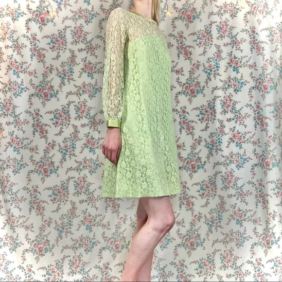 Vintage 60s light green lace dress - Picture 3 of 6